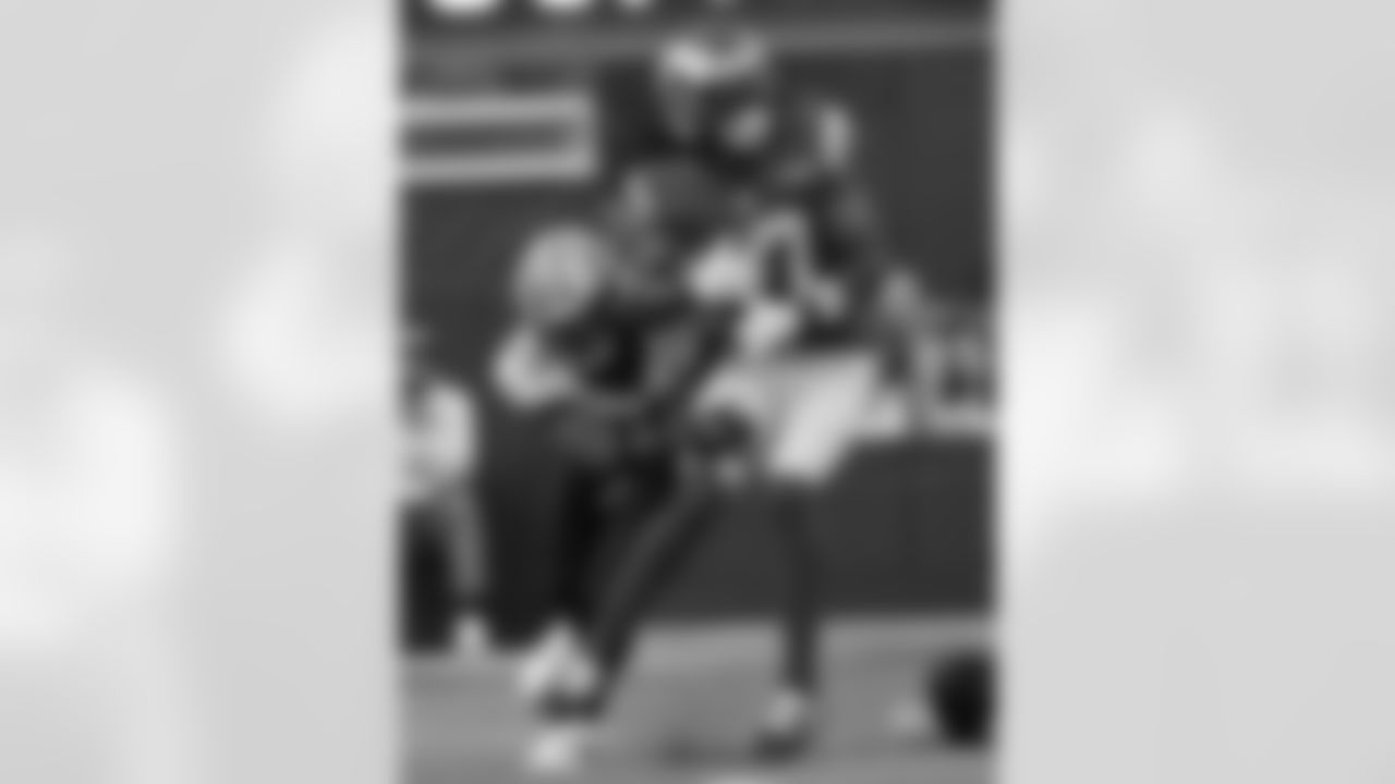 Check out the game action photos from the New Orleans Saints game against the Los Angeles Rams for Week 9 of the 2025 NFL season on Nov. 2, 2025 at SoFi Stadium.