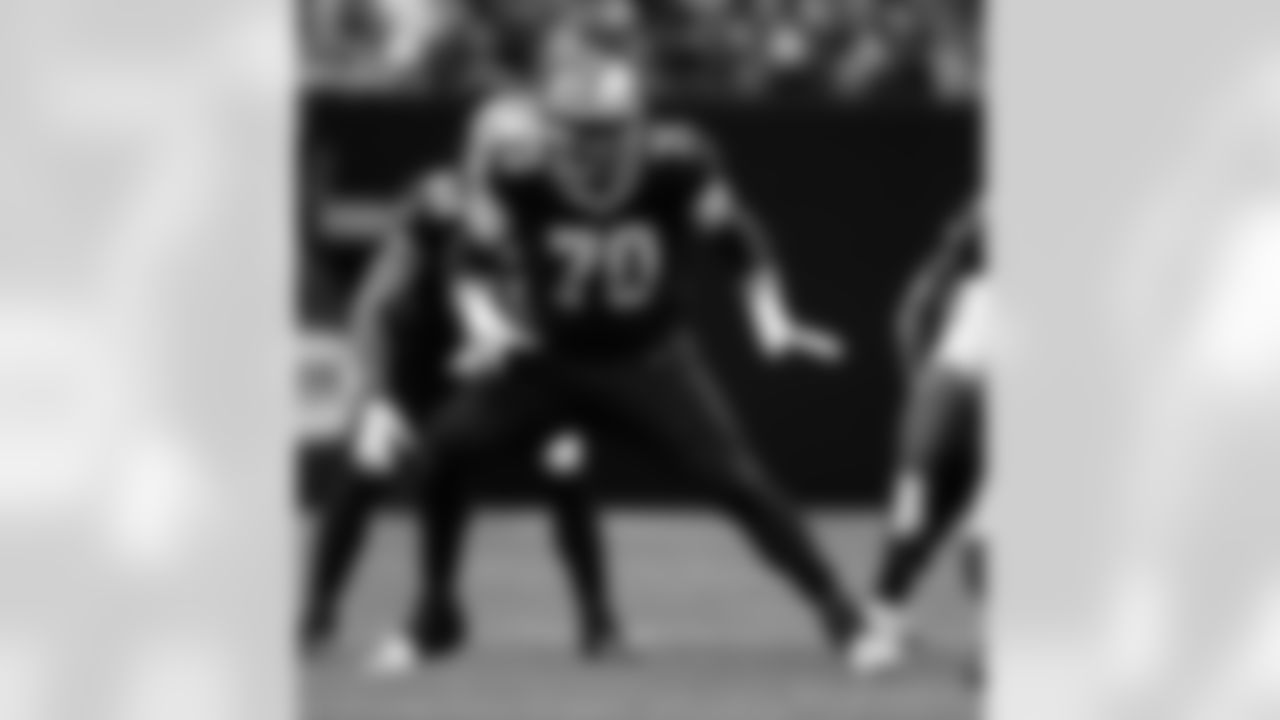 T Trevor Penning (70) in position during the New Orleans Saints game against the Las Vegas Raiders for Week 17 of the 2024 NFL Season on Dec. 29, 2024 at Caesars Superdome.