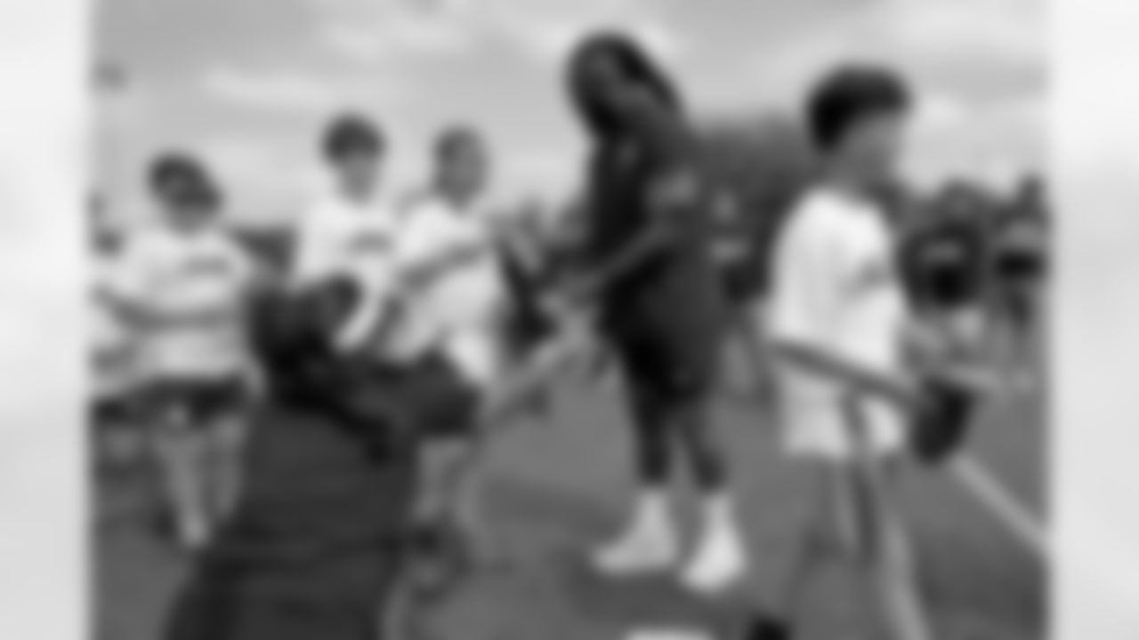 New Orleans Saints linebacker Demario Davis joined young athletes for a Play Football Experience and Flag Football clinic in Paris, France on Saturday, July 12, 2025.
