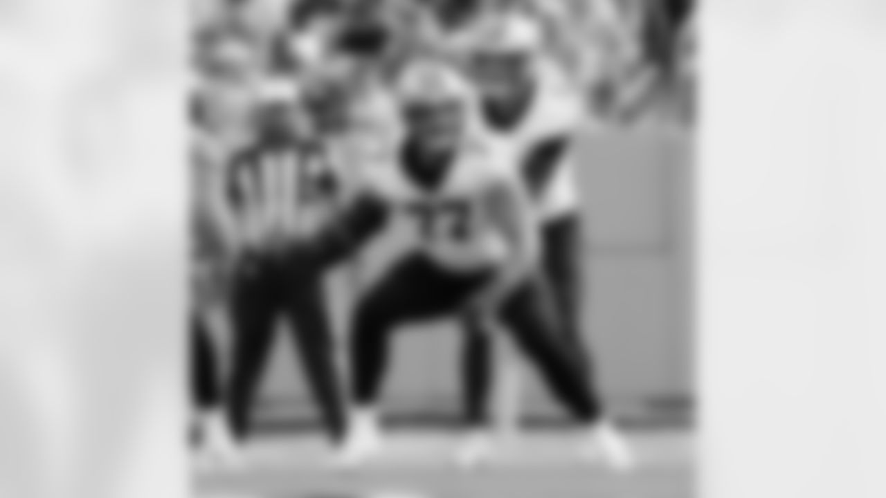 Check out the best photos of the New Orleans offense in their game against the Tennessee Titans for Week 17 of the 2025 NFL season on Dec. 28, 2025 at Nissan Stadium.