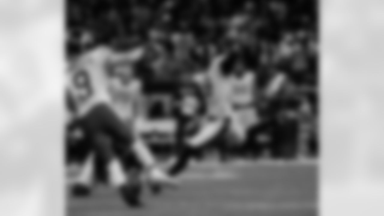 Check out the game action photos from the New Orleans Saints game against the New York Jets for Week 16 of the 2025 NFL season on Dec. 21, 2025 at the Caesars Superdome.