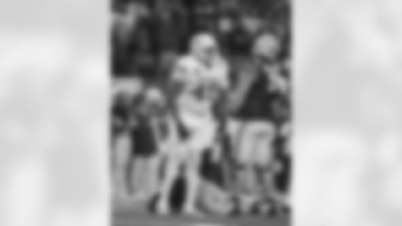 Check out photos of New Orleans Saints 3rd round draft pick Vernon Broughton, defensive tackle from Texas, drafted 71st overall in the 2025 NFL Draft.