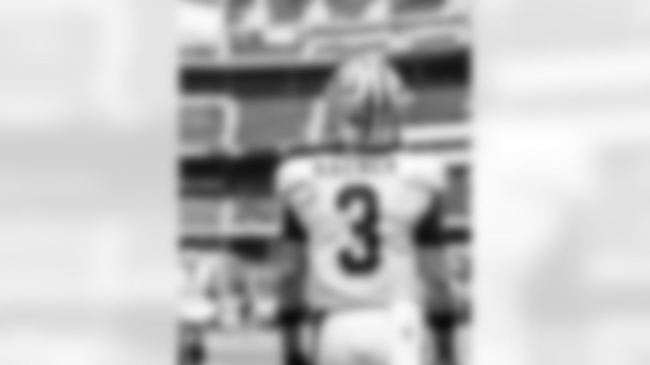 Check out the pregame arrivals and warm-ups from the New Orleans Saints game against the Los Angeles Chargers in Week 1 of the 2025 NFL preseason.