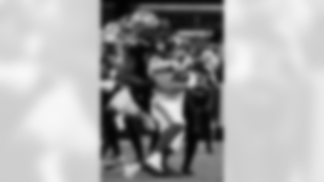 Check out the game action photos from the New Orleans Saints game against the New York Giants for Week 5 of the 2025 NFL season on Oct. 5, 2025 at Caesars Superdome.