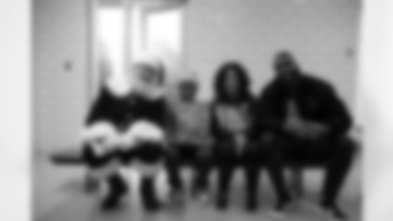 New Orleans Saints linebacker Demario Davis and his wife Tamela, through their Devoted Dreamers Foundation, teamed up with the Beignet Fest Foundation to gift holiday presents to 50 kids from Camp Benny on Wednesday, Dec. 10, 2025.