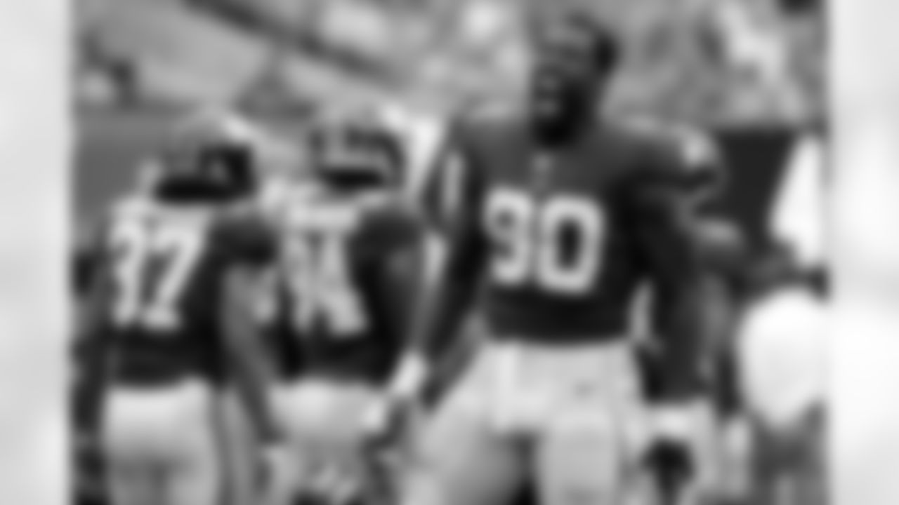 New Orleans Saints announced that they have signed defensive end Jason Pierre-Paul to the practice squad on Thursday, November 16, 2023. Check out Jason in action with the New York Giants, Tampa Bay Buccaneers, and Baltimore Ravens during his NFL career.