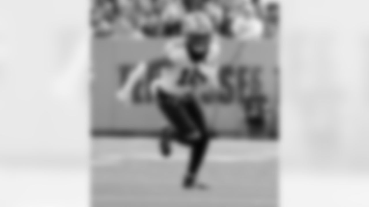 Check out the game action photos from the New Orleans Saints game against the Tennessee Titans for Week 17 of the 2025 NFL season on Dec. 28, 2025 at Nissan Stadium.