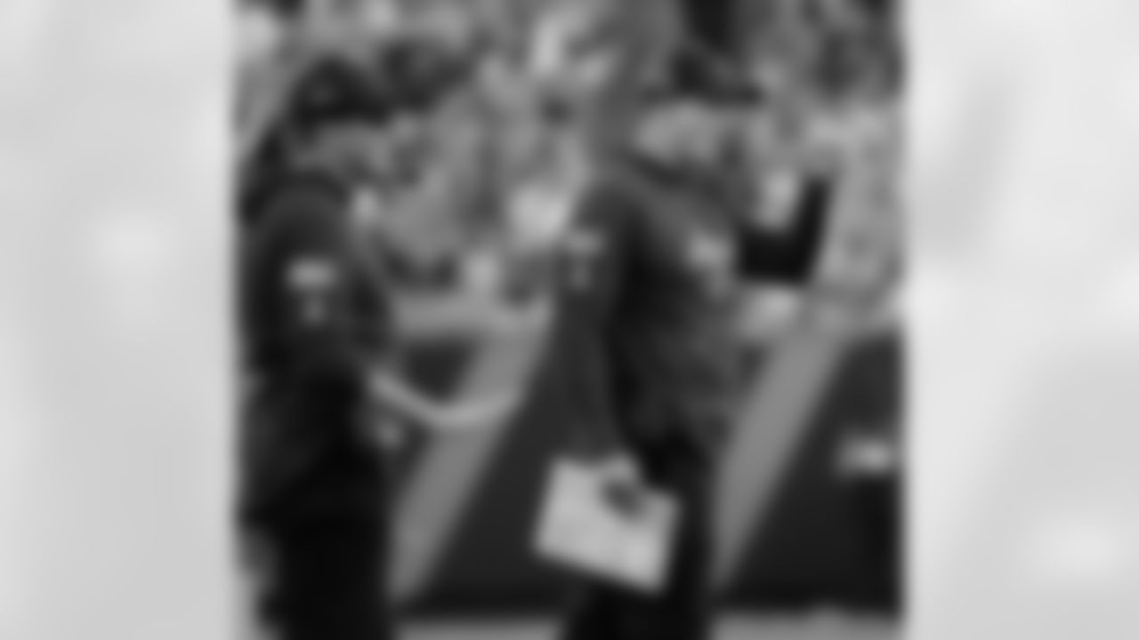 Check out the game action photos from the New Orleans Saints game against the Carolina Panthers for Week 10 of the 2025 NFL season on Nov. 9, 2025 at Bank of America Stadium.