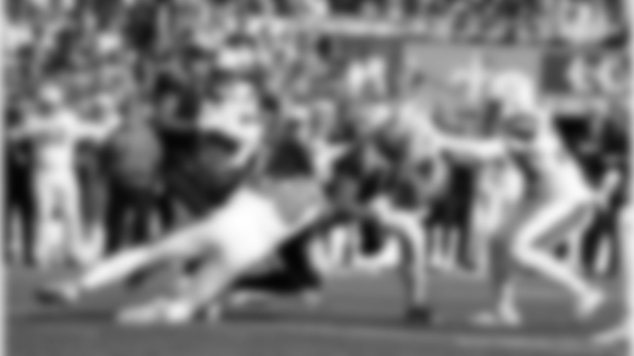 Check out the game action photos from the New Orleans Saints game against the Carolina Panthers for Week 10 of the 2025 NFL season on Nov. 9, 2025 at Bank of America Stadium.