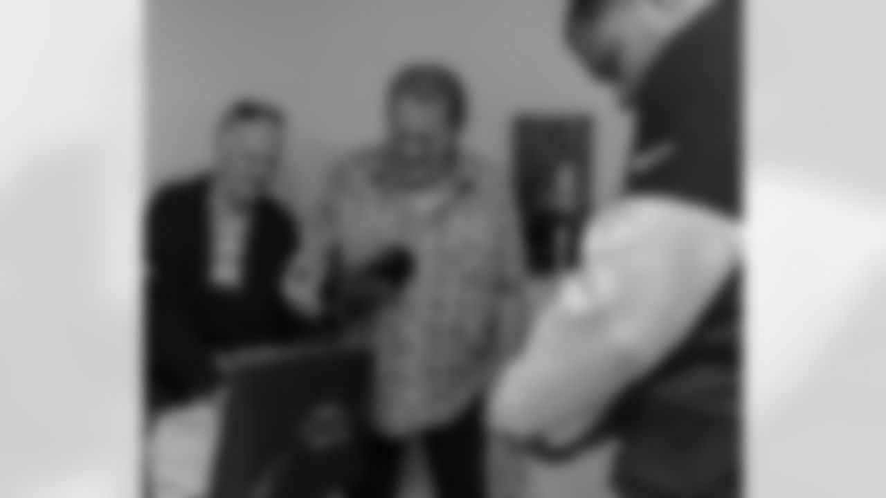 Former New Orleans Saints safety Tyrann Mathieu visited patients at Ochsner Cancer Center in Baton Rouge on October 29, 2025 as part of the NFL's Crucial Catch month.