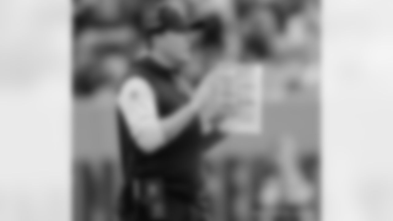 Check out the game action photos from the New Orleans Saints game against the Tennessee Titans for Week 17 of the 2025 NFL season on Dec. 28, 2025 at Nissan Stadium.