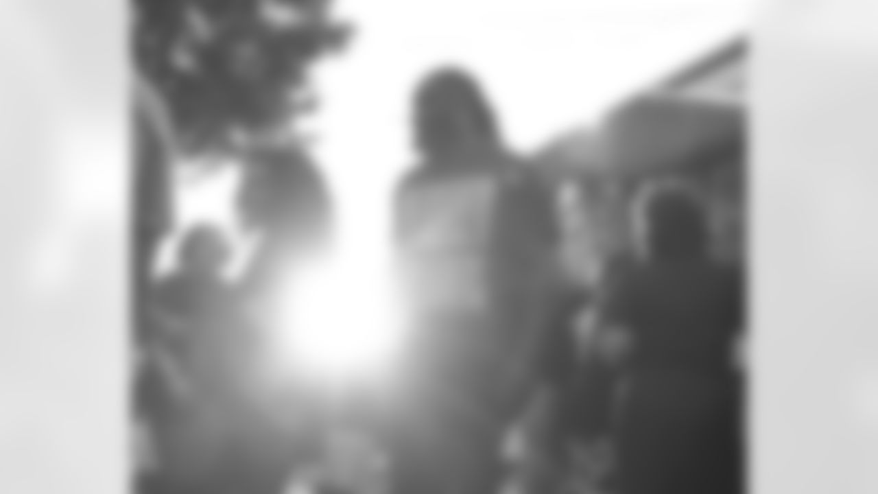 New Orleans Saints linebacker Demario Davis and his wife, Tamela's Devoted Dreamers Foundation hosted the annual "Dinner with the Davises" event at the Boys and Girls Club Gretna on Nov. 18, 2025.