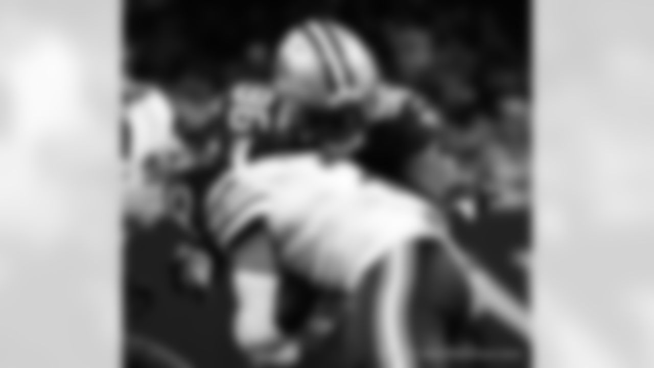 Check out the game action shots from the New Orleans Saints game against the Chicago Bears in Week 9 of the 2023 NFL season.