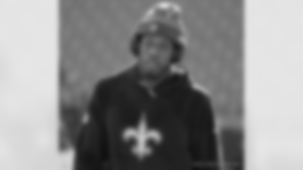 Check out the pregame photos from the New Orleans Saints game against the Carolina Panthers for Week 10 of the 2025 NFL season on Nov. 9, 2025 at Bank of America Stadium.