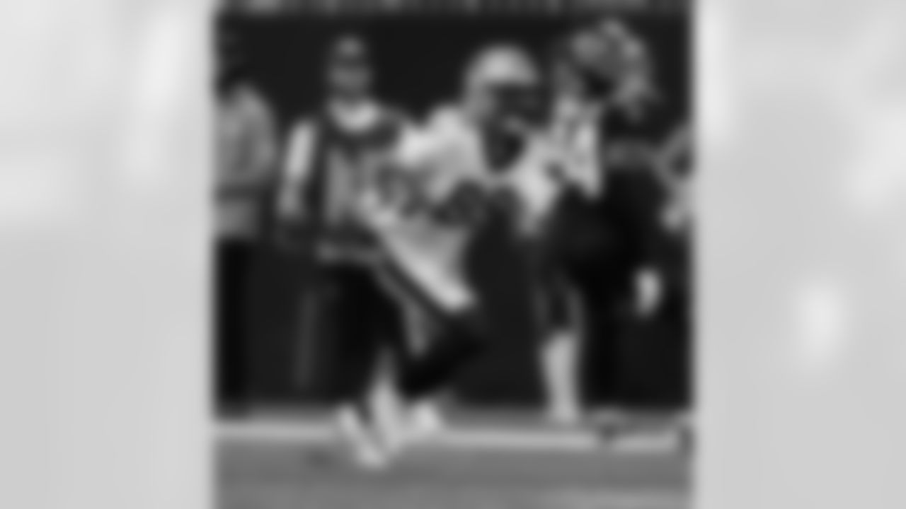 Check out the game action photos from the New Orleans Saints game against the Atlanta Falcons for Week 18 of the 2025 NFL season on Jan. 4, 2026 at Mercedes-Benz Stadium.