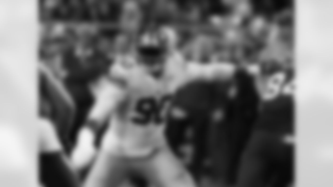 New Orleans Saints announced that they have signed defensive end Jason Pierre-Paul to the practice squad on Thursday, November 16, 2023. Check out Jason in action with the New York Giants, Tampa Bay Buccaneers, and Baltimore Ravens during his NFL career.
