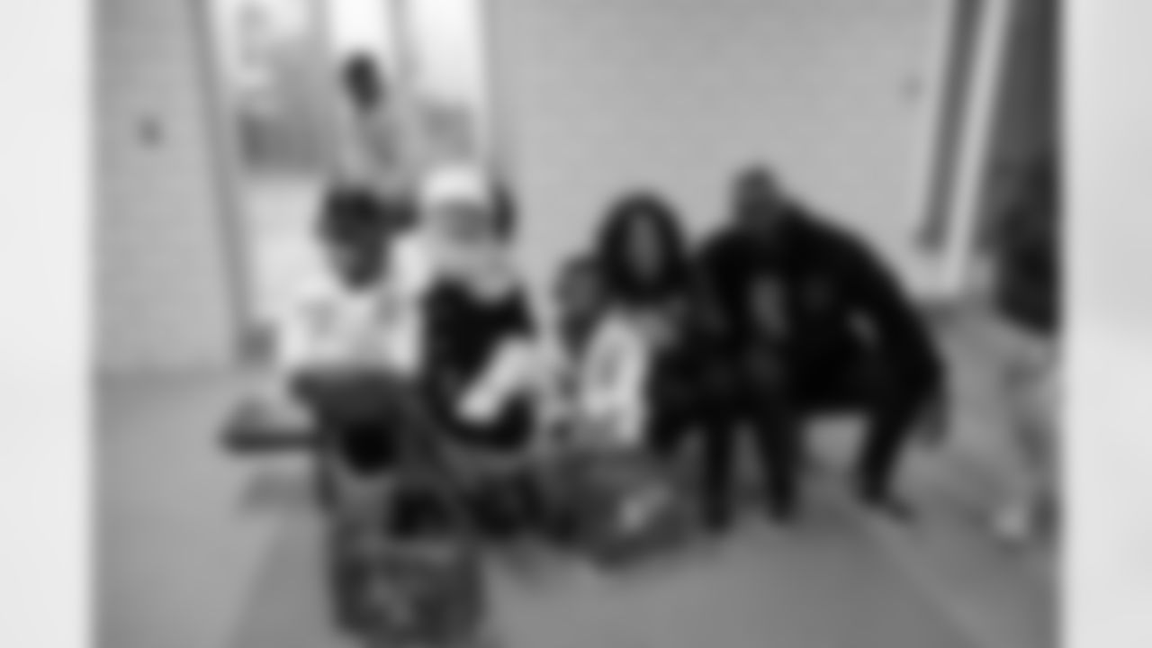 New Orleans Saints linebacker Demario Davis and his wife Tamela, through their Devoted Dreamers Foundation, teamed up with the Beignet Fest Foundation to gift holiday presents to 50 kids from Camp Benny on Wednesday, Dec. 10, 2025.