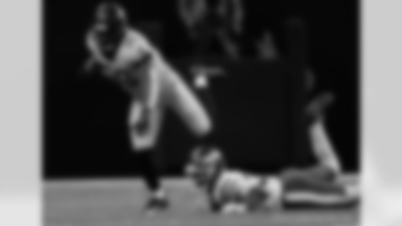 Check out the game action photos from the New Orleans Saints game against the New York Jets for Week 16 of the 2025 NFL season on Dec. 21, 2025 at the Caesars Superdome.