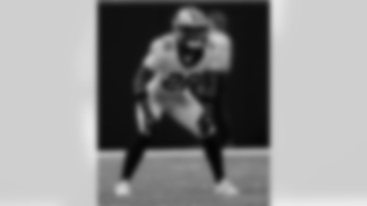 Check out the game action photos from the New Orleans Saints game against the Atlanta Falcons for Week 18 of the 2025 NFL season on Jan. 4, 2026 at Mercedes-Benz Stadium.