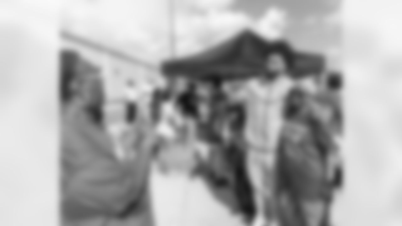 Chris Olave and The Olave Family Foundation volunteered with Lighthouse Nola and Second Harvest Food Bank for their Thanksgiving turkey drive through on Nov. 25, 2025.