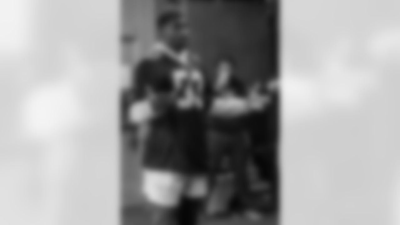 Saints tight end Juwan Johnson spoke to the football team at Warren Easton High School on Tuesday, Sept. 24, 2024, about having good character, leadership, nutrition and being the best version of yourself on and off field. Juwan also announced to team that the player who exemplifies that the most will be invited to the Saints My Cause My Cleats Game and will receive a custom pair of shoes courtesy of the Saints and Rouses Markets.