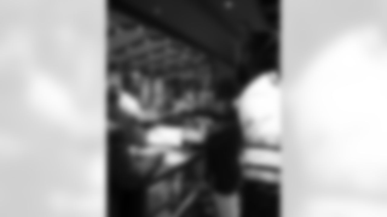 New Orleans Saints linebacker Demario Davis and his wife Tamela, alongside Devoted Dreamers and Ochsner Health, hosted a brunch and networking event for 2025 season micro-grant recipients on Saturday, Dec. 20, 2025 at the Ochsner Sports Performance Center. Following the event, recipients received tickets to attend the Saints' final home game of the season.