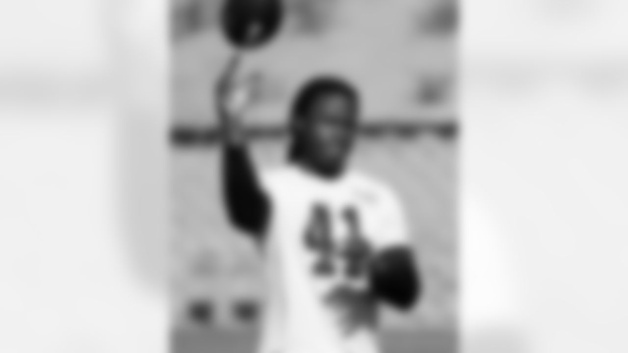 Check out the practice photos from the New Orleans Saints walkthrough ahead of their game against the Los Angeles Rams for Week 9 of the 2025 NFL season.