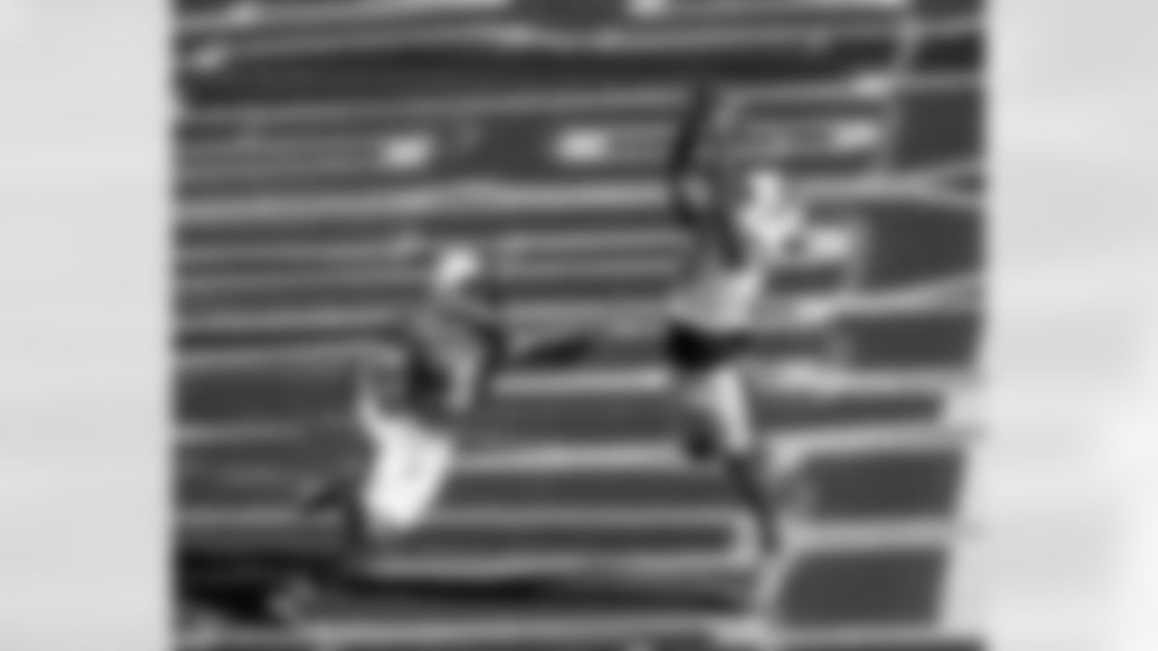 Check out photos from Day 3 of practices at the 2026 Panini Senior Bowl in Mobile, Ala. on Thursday, Jan. 30, featuring top NFL Draft prospects. Associate Head Coach and Running Backs Coach Joel Thomas, Quarterbacks Coach Scott Tolzien, Linebackers Coach Peter Sirmon, Assistant Special Teams Coach Kyle Wilber, Assistant Defensive Backs Coach Robert Blanton, and Assistant to the Head Coach Mike Martinez continue working with players.