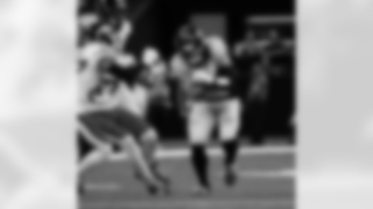 Check out the game action photos from the New Orleans Saints game against the New York Jets for Week 16 of the 2025 NFL season on Dec. 21, 2025 at the Caesars Superdome.