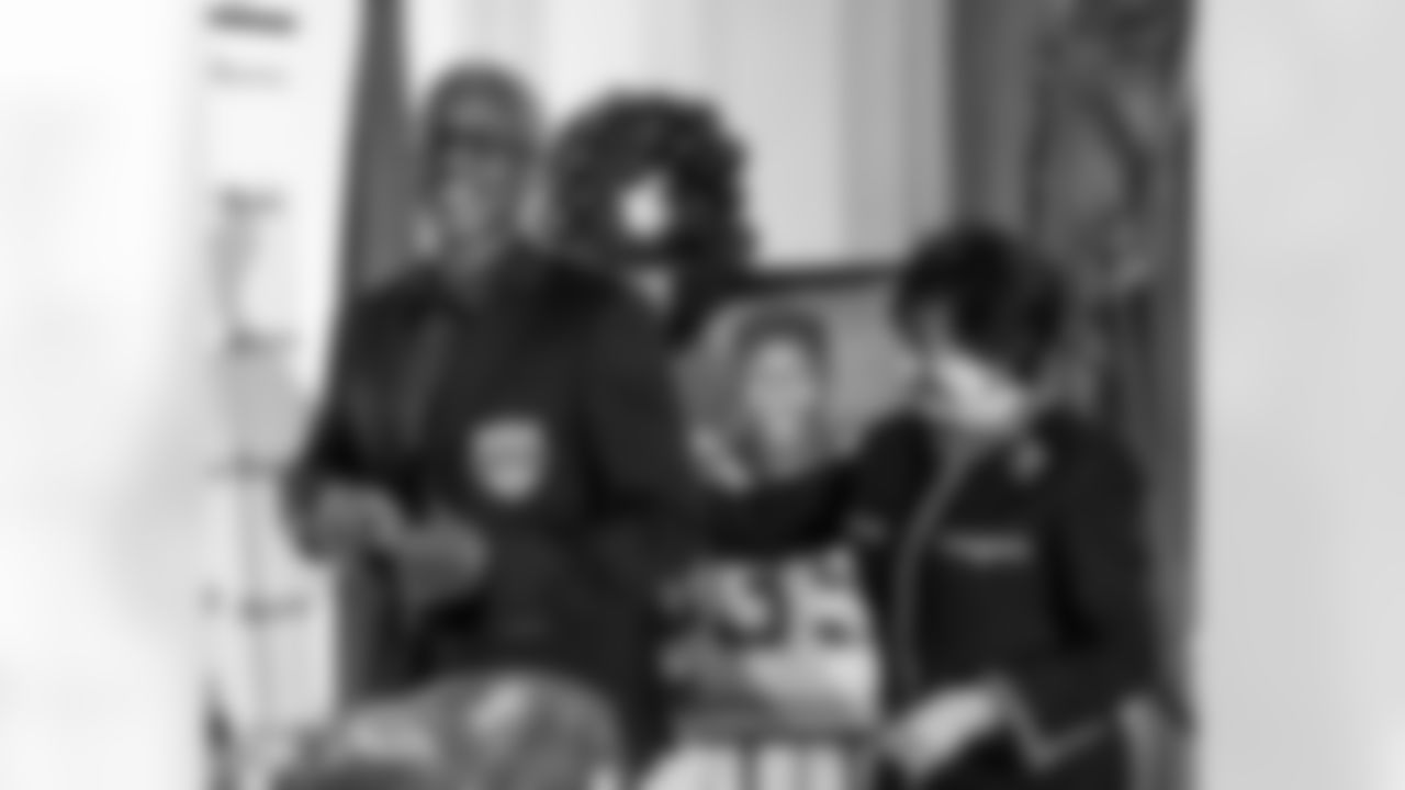 The New Orleans Saints honored Tracy Porter and Brett Maxie as the newest members inducted into the Saints Hall of Fame during a luncheon held on Friday, Dec. 12, 2025. Additionally, the late Ed Daniels was honored with the Joe Gemelli "Fleur de Lis" Award, and Steve Gleason received the inaugural Saints Hall of Fame Courage Award.