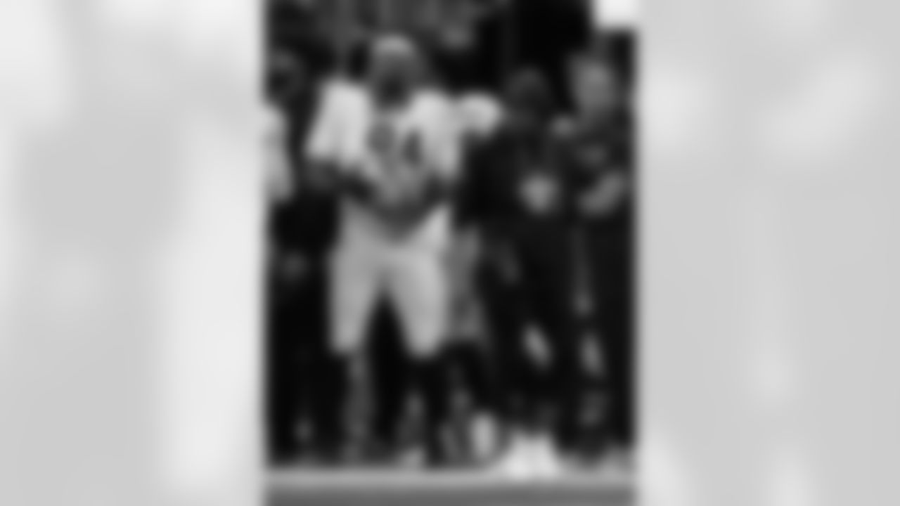 Check out the game action photos from the New Orleans Saints game against the Atlanta Falcons for Week 18 of the 2025 NFL season on Jan. 4, 2026 at Mercedes-Benz Stadium.