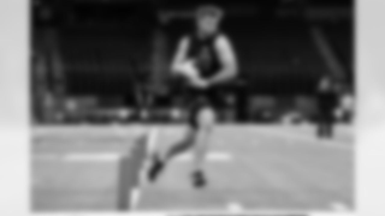 Ohio State tight end Max Klare (13) participates in a drill during the 2026 NFL Scouting Combine on Friday, February 27, 2026 in Indianapolis, Indiana.