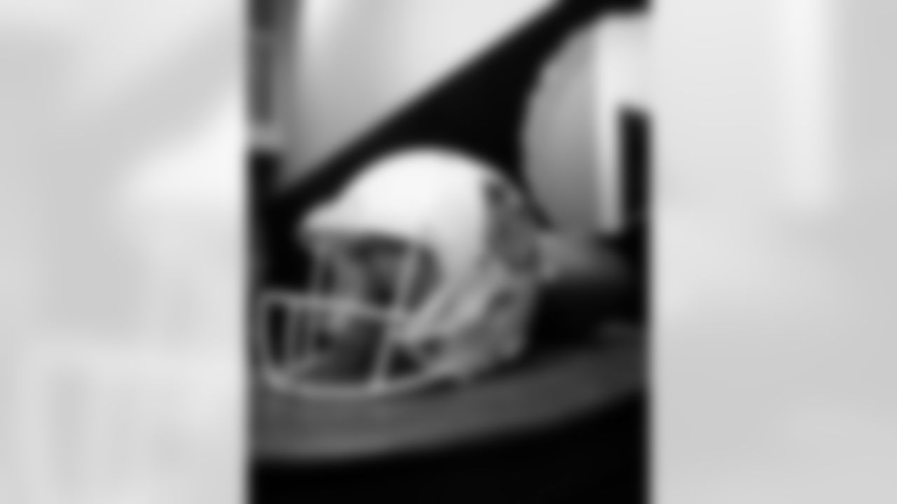 The NFL hosted a Super Bowl LX watch party at Casino Mistinguett in Paris on Sunday, February 8, 2026, featuring a Saints-branded corner with gift bags including Saints hats. Additionally, the French Quarter podcast organized a watch party for American football fans in Paris.