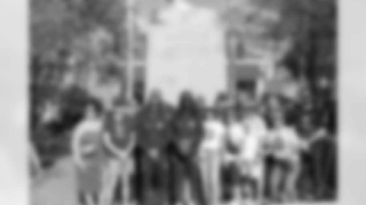 New Orleans Saints welcomed the Paris Musketeers to New Orleans as the group participated in a guided walking tour and meeting with the French Consulate on November 20, 2025.