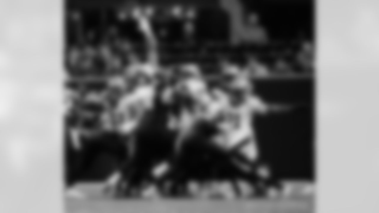 Check out the game action photos from the New Orleans Saints game against the Atlanta Falcons for Week 18 of the 2025 NFL season on Jan. 4, 2026 at Mercedes-Benz Stadium.