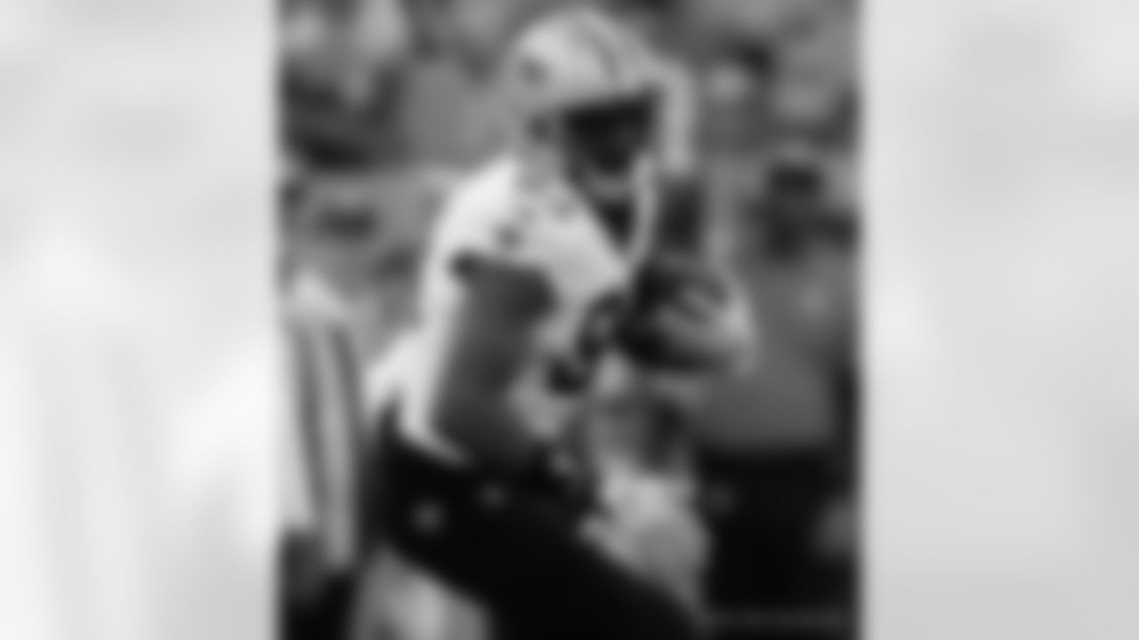 Check out the game action photos from the New Orleans Saints game against the Tennessee Titans for Week 17 of the 2025 NFL season on Dec. 28, 2025 at Nissan Stadium.