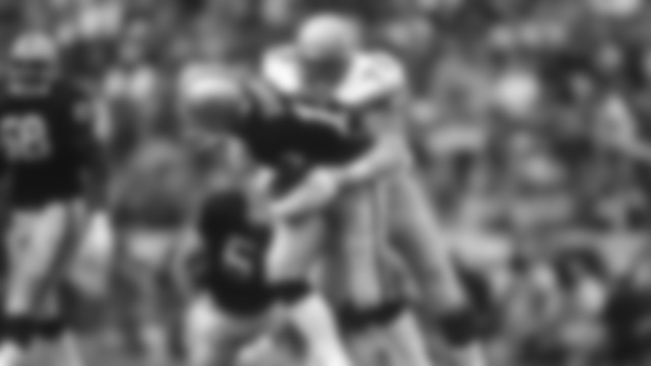 72 - DT Joe Nash (1982-1996)