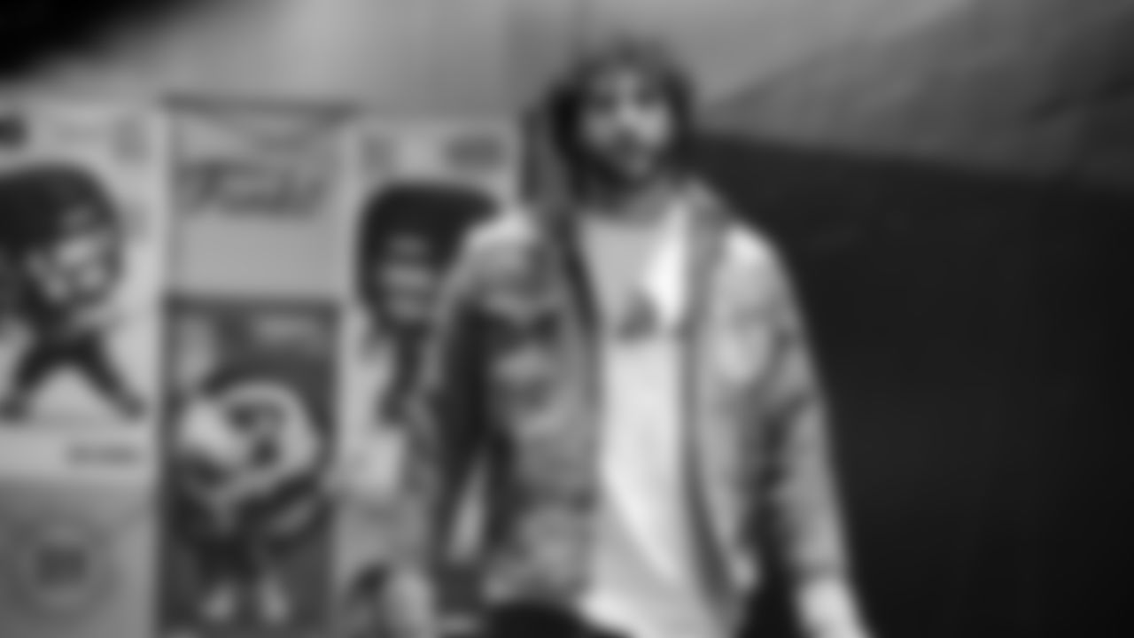 Seahawks tight end AJ Barner (88) arrives at Lumen Field for the Week 10 matchup vs. the Arizona Cardinals.