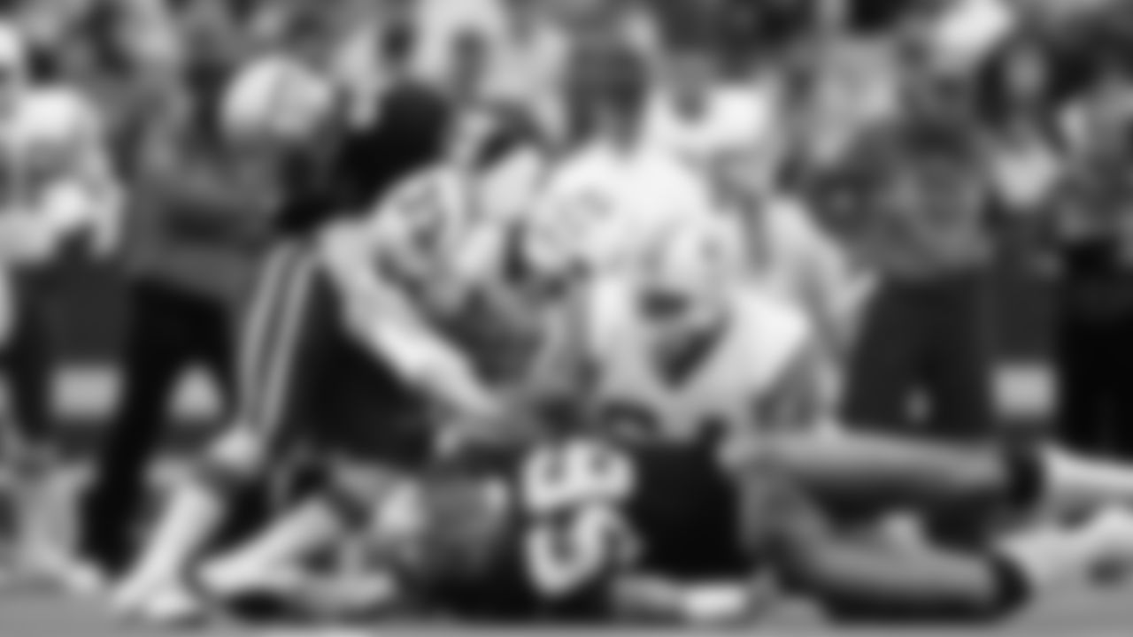 LB Fredd Young (50)