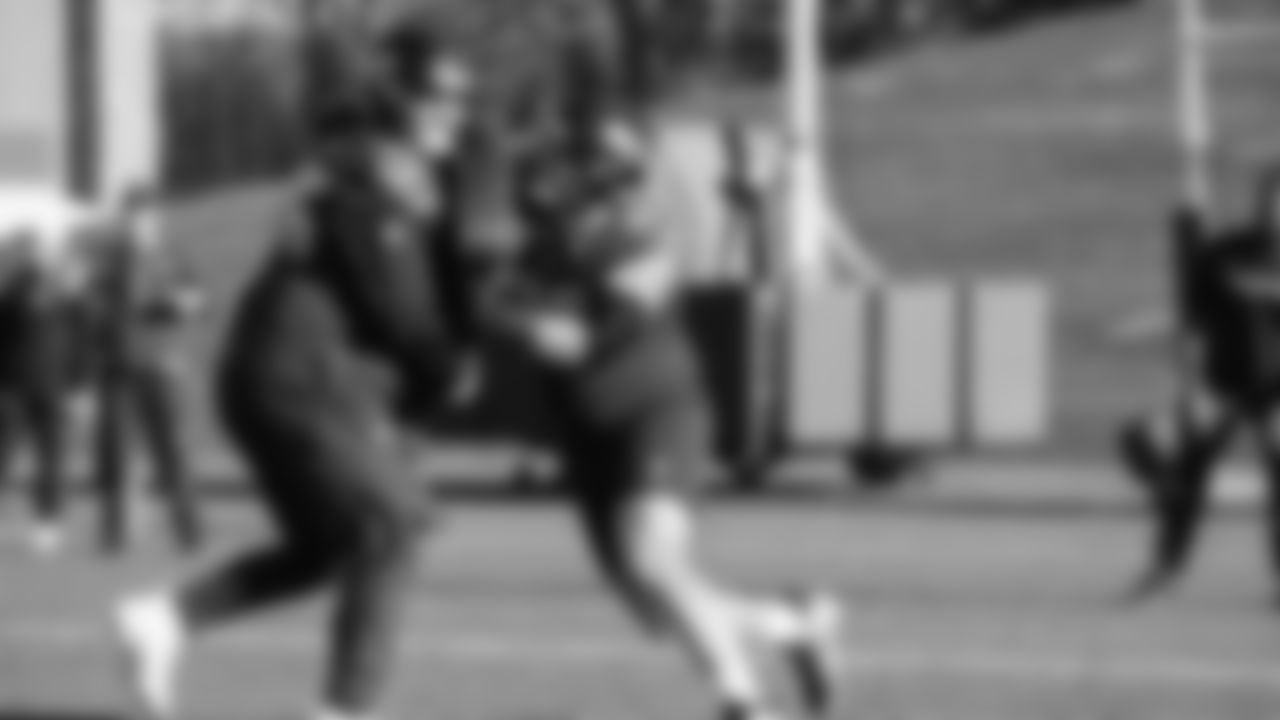 Seahawks offensive lineman Mason Richman (78) and guard Grey Zabel (76) practiced on Wednesday, January 21, 2026 at the Virginia Mason Athletic Center.