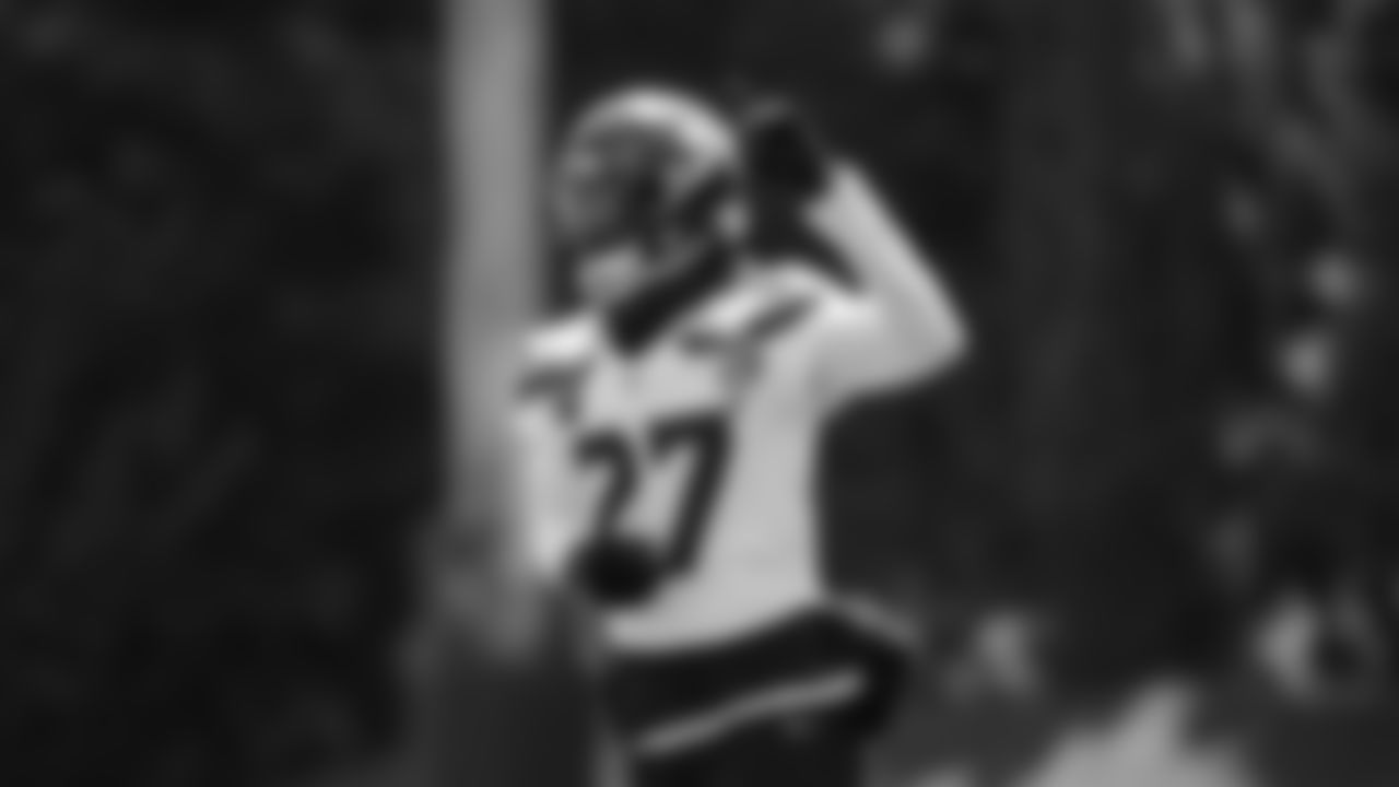 Seahawks cornerback Riq Woolen (27) participated in a workout on day four of OTAs on Monday, June 2, 2025 at the Virginia Mason Athletic Center.