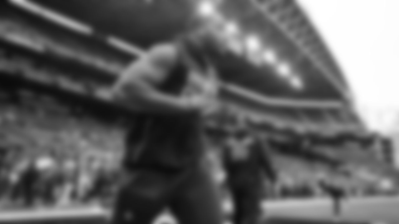 Seahawks linebacker Derick Hall (58) warms up at Lumen Field for the Week 15 matchup vs. the Indianapolis Colts.