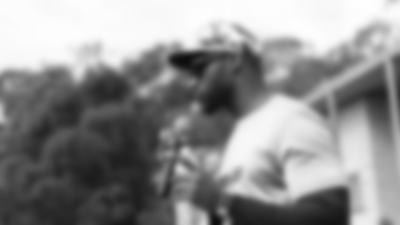 The Seahawks hosted a Seahawks Flag Football camp in Sydney, Australia where local kids had the opportunity to compete alongside Seahawks Legend Cliff Avril.