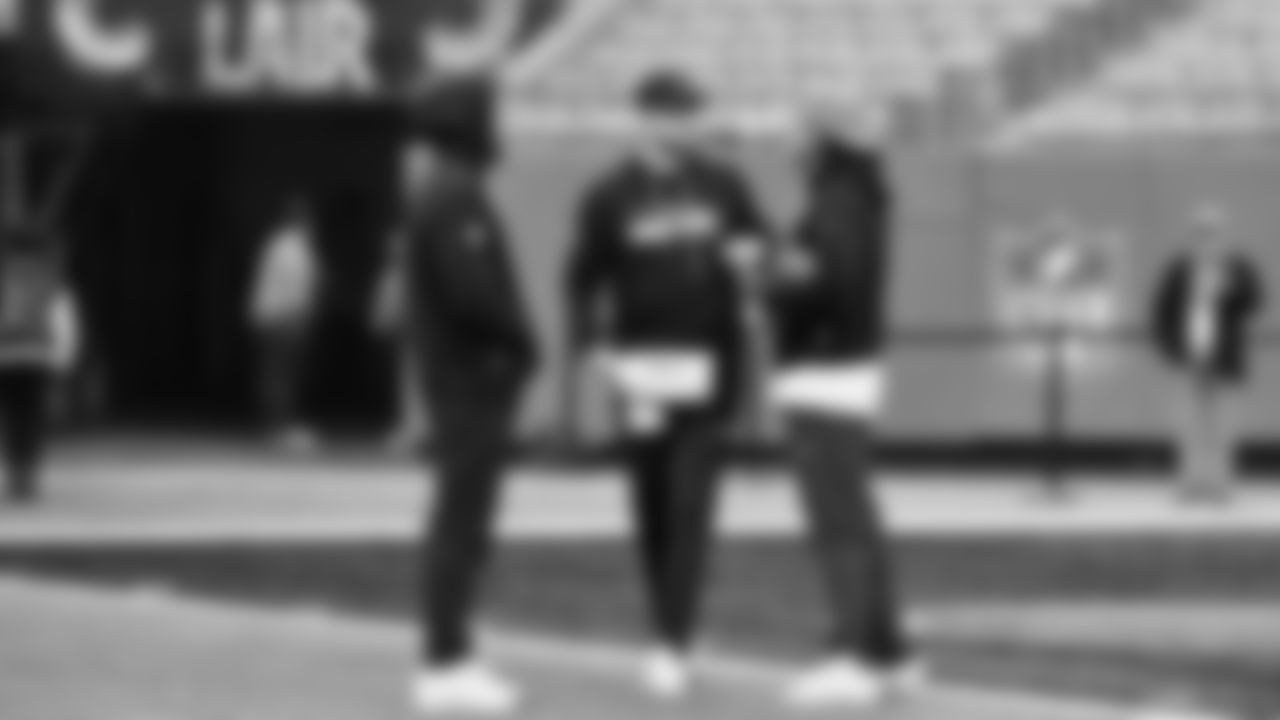 Seahawks quarterback Sam Darnold (14) warms up at Bank of America Stadium for the Week 17 matchup vs. Panthers on December 28, 2025.