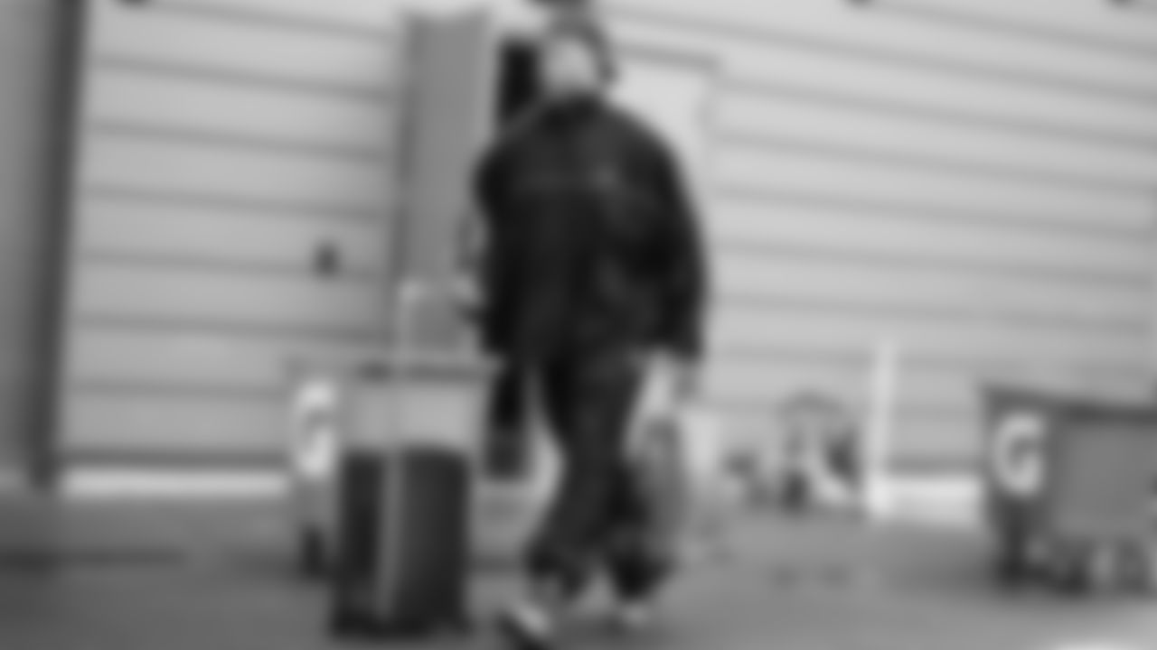 Seahawks linebacker Uchenna Nwosu (7) departed the Virginia Mason Athletic Center on Friday, January 2, 2026 for the Week 18 trip at the 49ers.