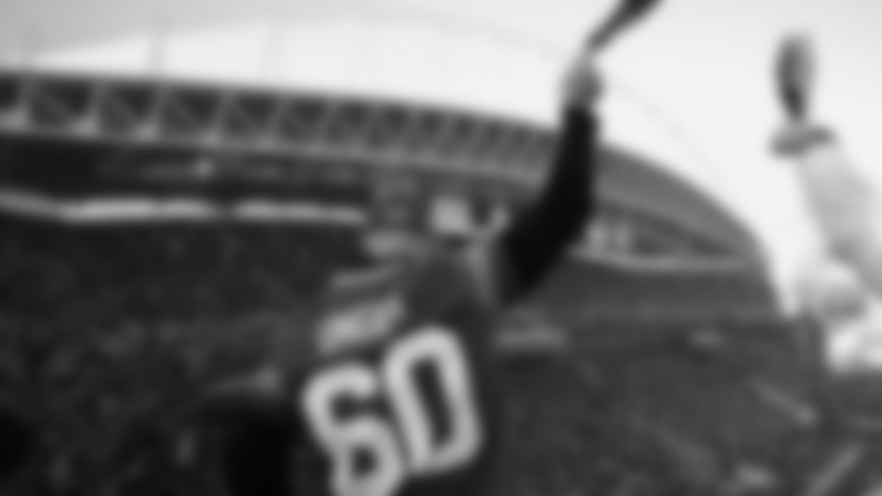 Seahawks Legends Bryan Millard, Robbie Tobeck & Max Unger raised the 12 Flag for the Seahawks' Week 13 matchup against the Vikings at Lumen Field.