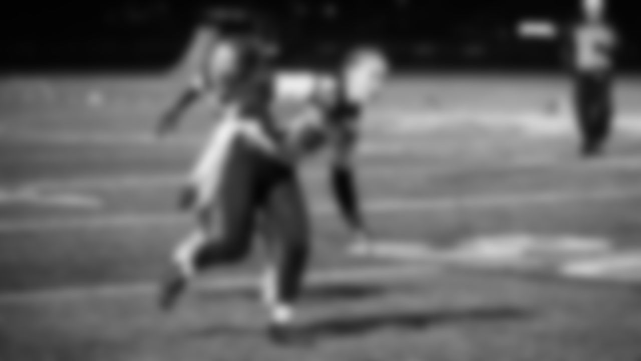 The Seahawks visited Tahoma High School on Tuesday, January 13, 2026 with Seahawks Legend Orlando Huff for the last Girls Flag Takeover of the season featuring the varsity game between Todd Beamer High School vs. Tahoma High School.