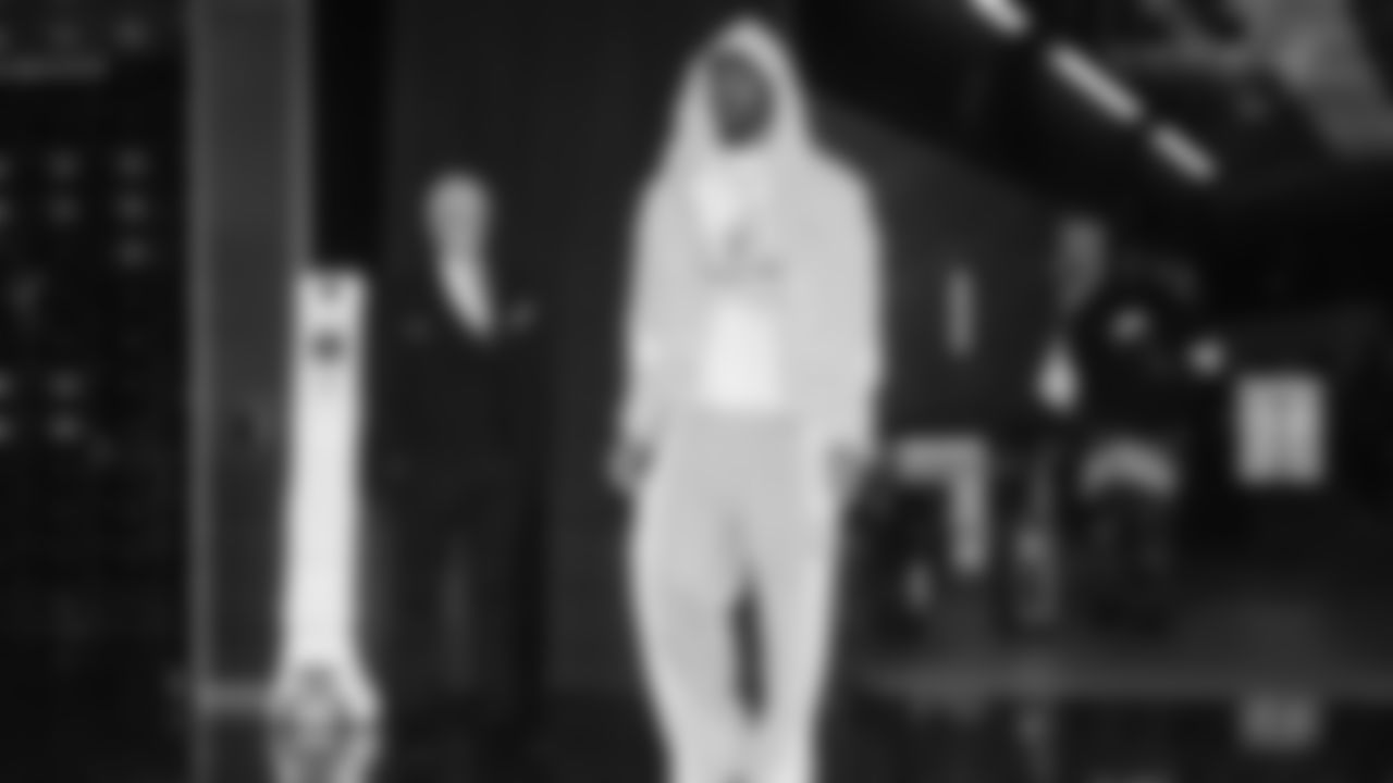 Seahawks safety Nick Emmanwori (3) departed the team hotel for the Week 18 matchup vs. the 49ers at Levi's Stadium.