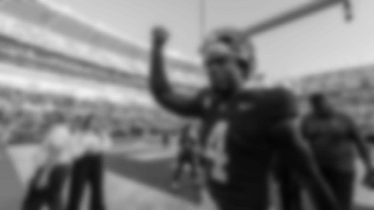 Alabama quarterback Jalen Milroe (4) lifts a fist as he celebrates a win over Mississippi after an NCAA college football game, Saturday, Sept. 23, 2023, in Tuscaloosa, Ala. (AP Photo/Vasha Hunt)