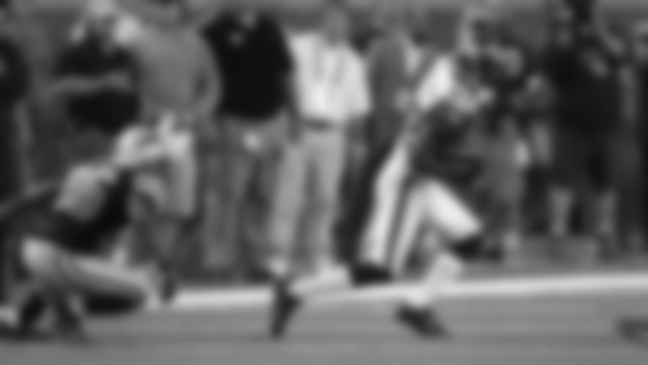 WR Darrell Jackson 2000-2006